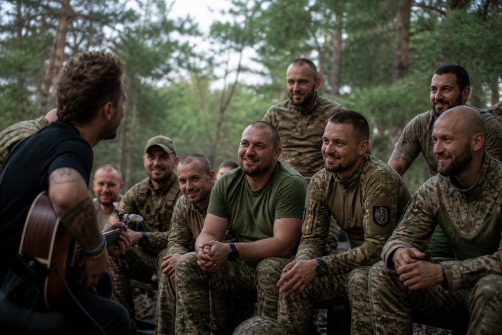 Контакт музикантів з підрозділом