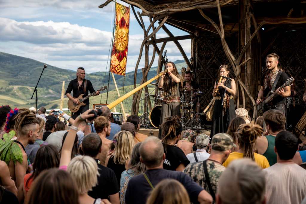 На фестиваль «Підкамінь» завітають гурти «ROCK-H» та «КОРАЛЛІ»