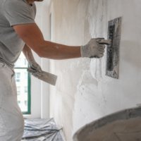 Як вибрати майстрів для ремонту квартири без зайвих проблем
