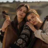 Розлюбилось — гімн жіночої дружби від ROXOLANA і Michelle Andrade